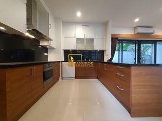 出租 4 卧室 别墅 在 Watthana, 曼谷
