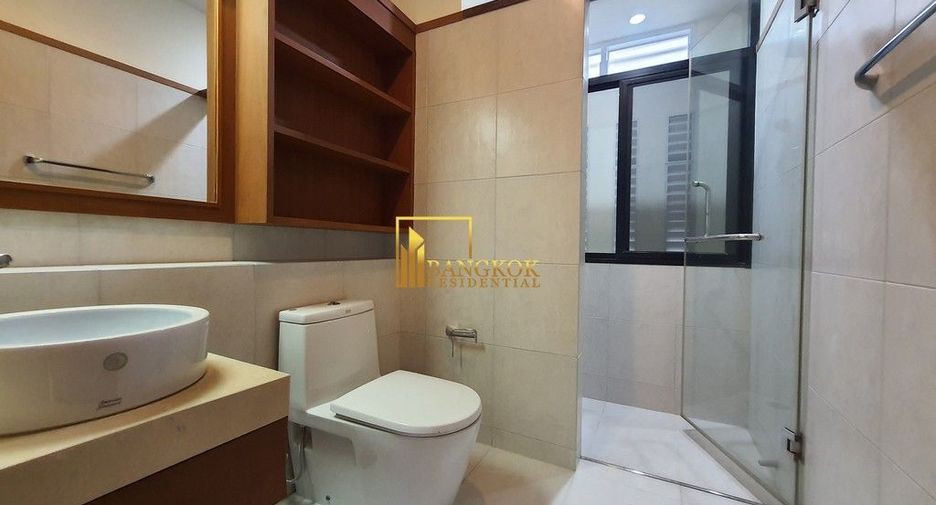 À louer 4 chambres villa à Watthana, Bangkok