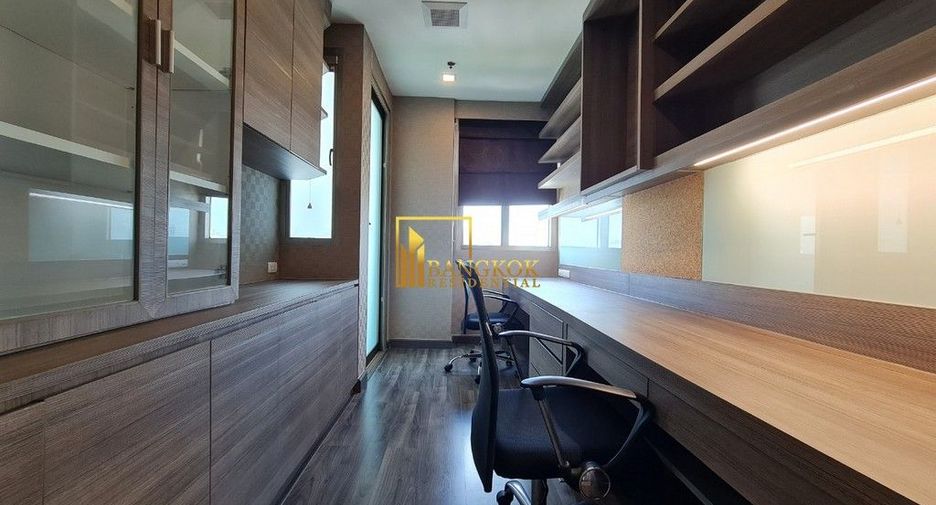 Serviced Apartment zur Miete mit 4 Zimmer in Watthana, Bangkok