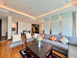 For rent 4 ベッドルーム apartment in Pathum Wan, Bangkok