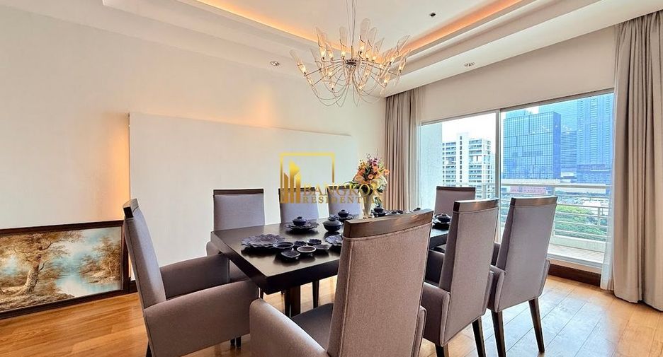 For rent 4 bedrooms apartment in Pathum Wan, Bangkok