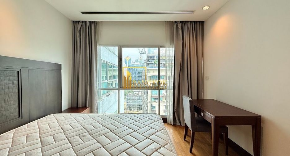 For rent 4 bedrooms apartment in Pathum Wan, Bangkok