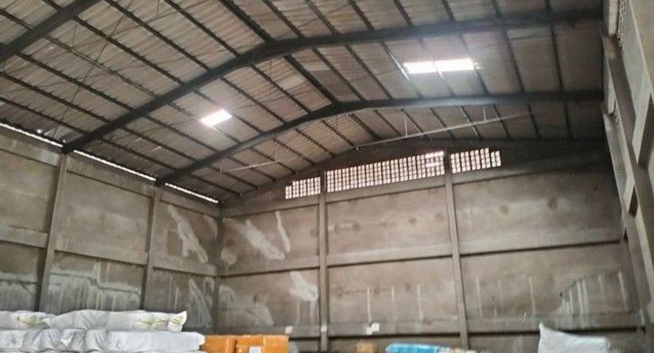 出售 1 卧室 仓库 在 Bang Phli, Samut Prakan