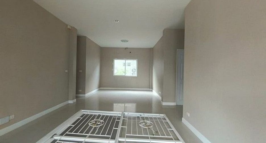 Casa en venta de 1 habitaciones en Chok Chai, Nakhon Ratchasima