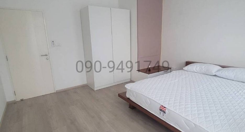 For rent 3 bedrooms townhouse in Prawet, Bangkok