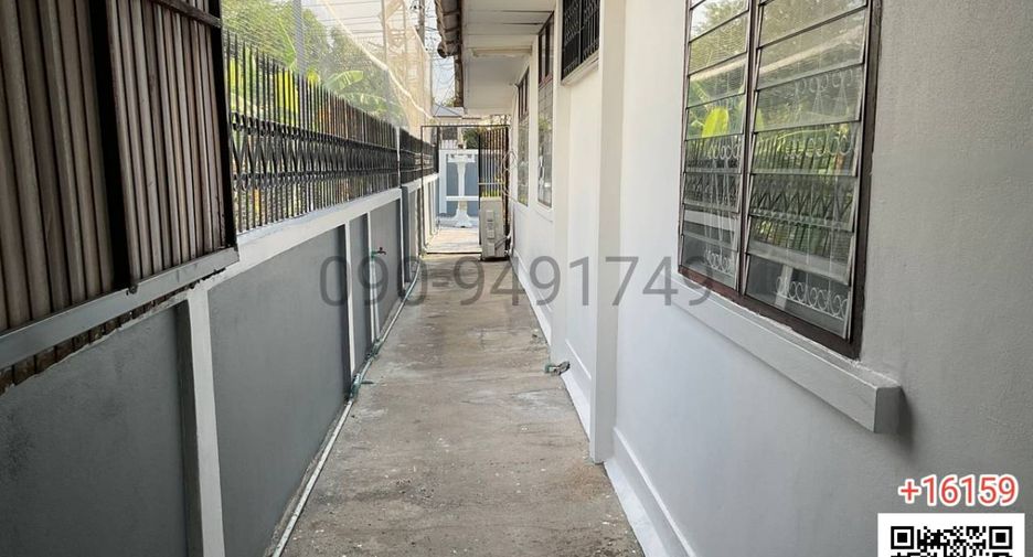 For rent 3 bedrooms house in Lak Si, Bangkok