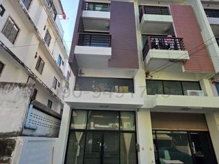 For rent 2 bedrooms retail Space in Khlong Sam Wa, Bangkok