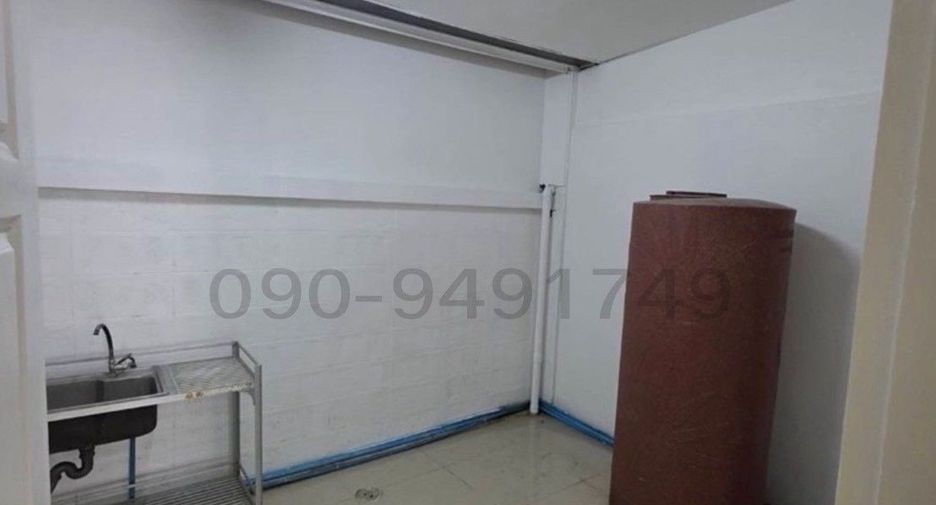 For rent 2 bedrooms retail Space in Khlong Sam Wa, Bangkok