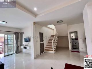 Casa en alquiler de 3 habitaciones en Thanyaburi, Pathum Thani
