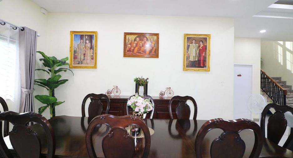 For sale 3 bedrooms house in Mueang Udon Thani, Udon Thani