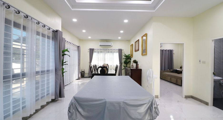 For sale 3 bedrooms house in Mueang Udon Thani, Udon Thani