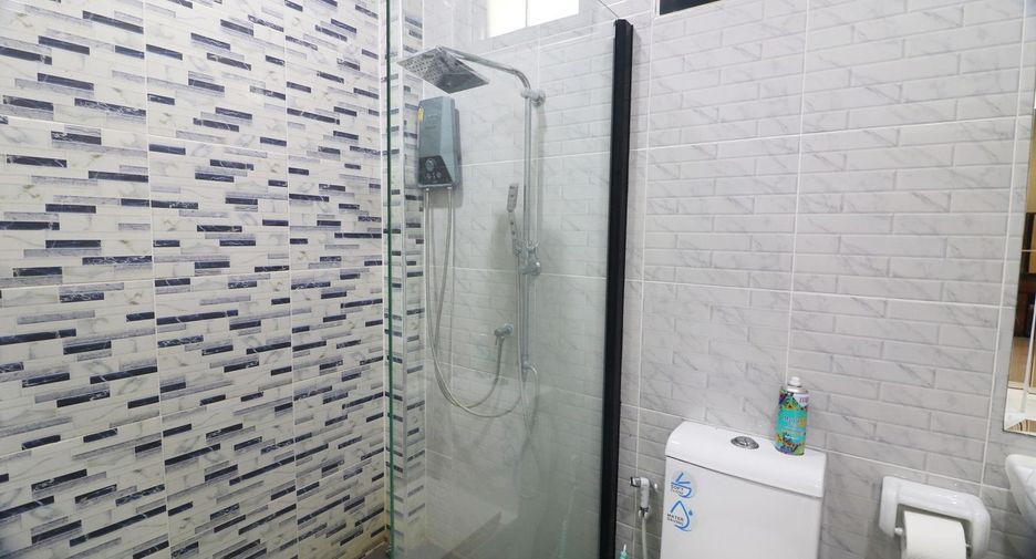 For sale 3 bedrooms house in Mueang Udon Thani, Udon Thani