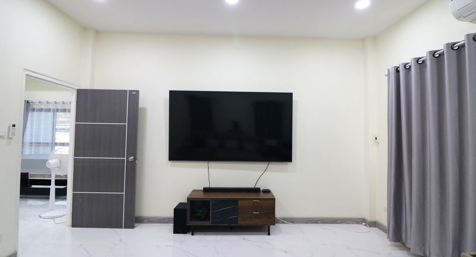 For sale 3 bedrooms house in Mueang Udon Thani, Udon Thani
