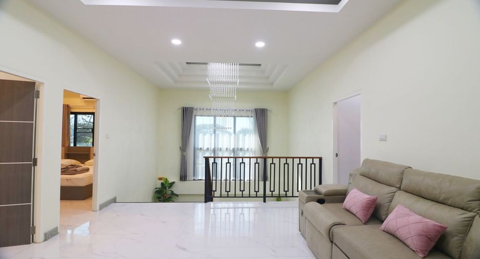 For sale 3 bedrooms house in Mueang Udon Thani, Udon Thani
