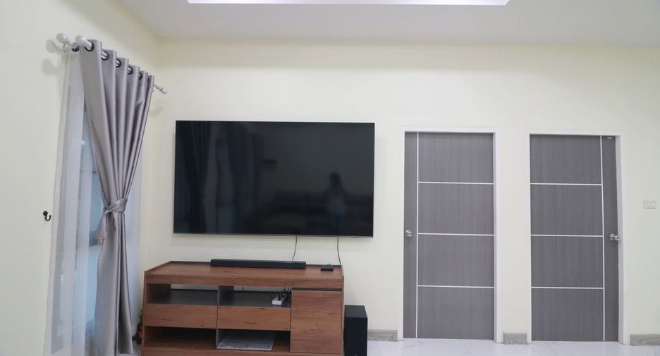 For sale 3 bedrooms house in Mueang Udon Thani, Udon Thani