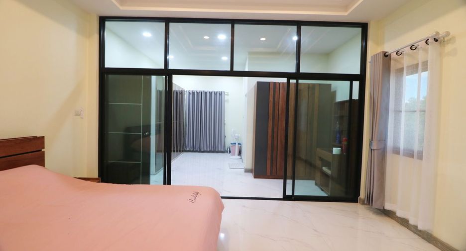 For sale 3 bedrooms house in Mueang Udon Thani, Udon Thani