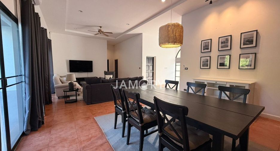 Haus zur Miete mit 4 Zimmer in East Pattaya, Pattaya