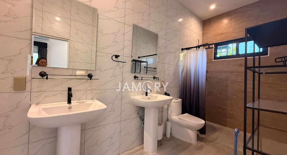 Haus zur Miete mit 4 Zimmer in East Pattaya, Pattaya