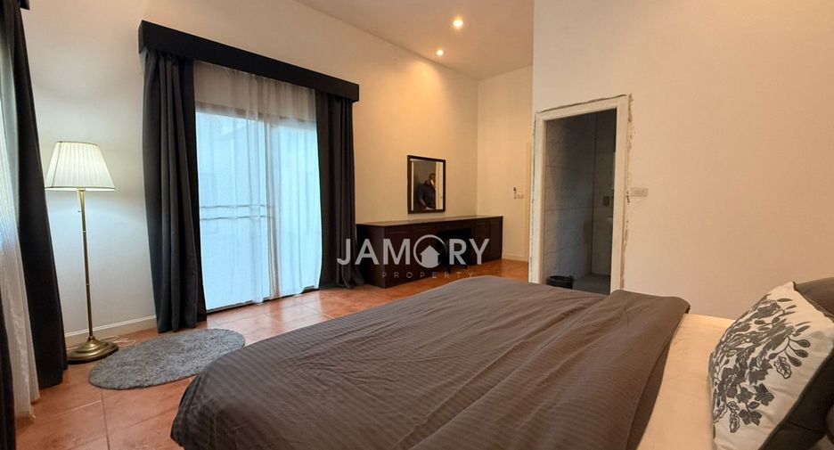 Haus zur Miete mit 4 Zimmer in East Pattaya, Pattaya