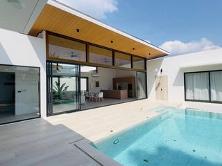 For rent 3 bedrooms villa 