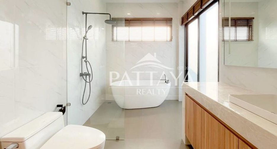 For sale 3 bedrooms house in Bang Lamung, Chonburi
