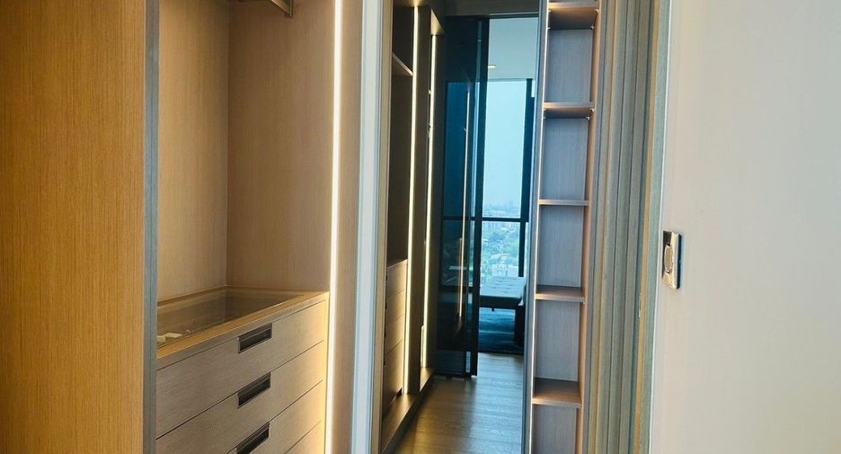 Wohnung zur Miete und zum Kauf mit 2 Zimmer in Watthana, Bangkok