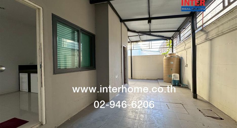 Casa en venta de 5 habitaciones en Min Buri, Bangkok