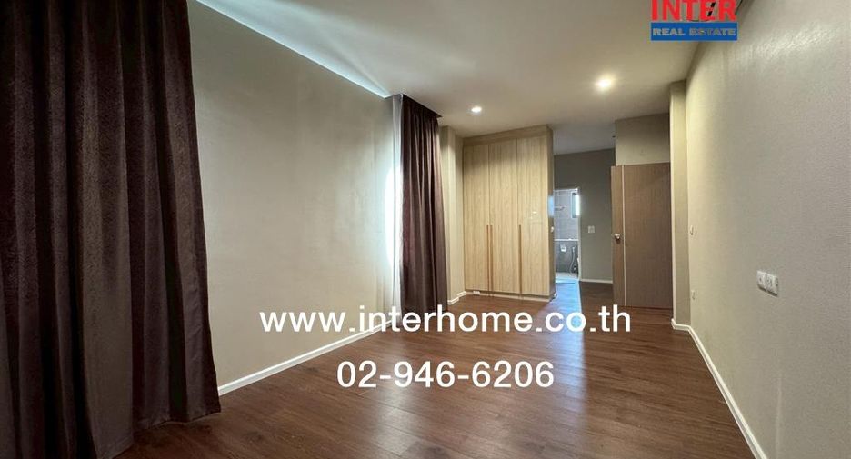 Casa en venta de 5 habitaciones en Min Buri, Bangkok