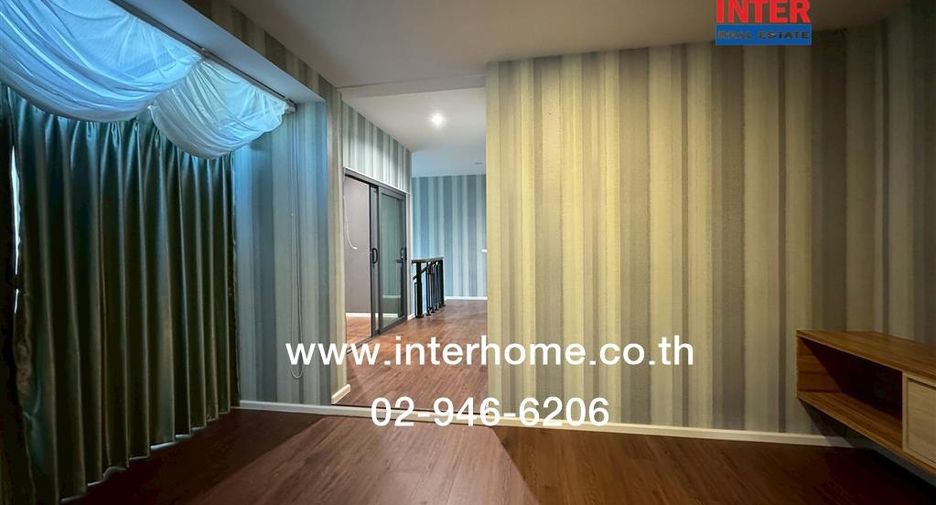 Casa en venta de 5 habitaciones en Min Buri, Bangkok