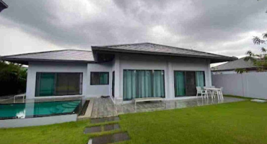 For sale 2 ベッドルーム villa in Bang Lamung, Chonburi