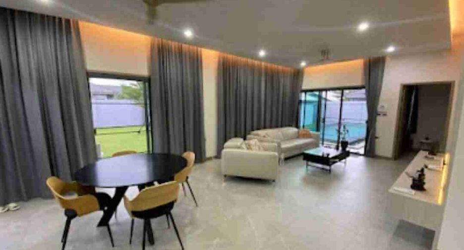 For sale 2 ベッドルーム villa in Bang Lamung, Chonburi