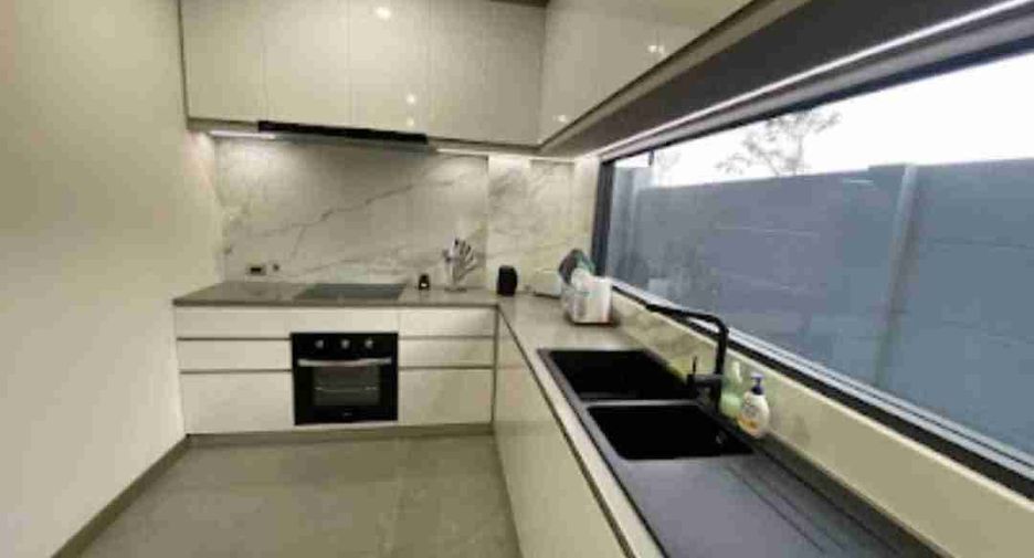 For sale 2 ベッドルーム villa in Bang Lamung, Chonburi