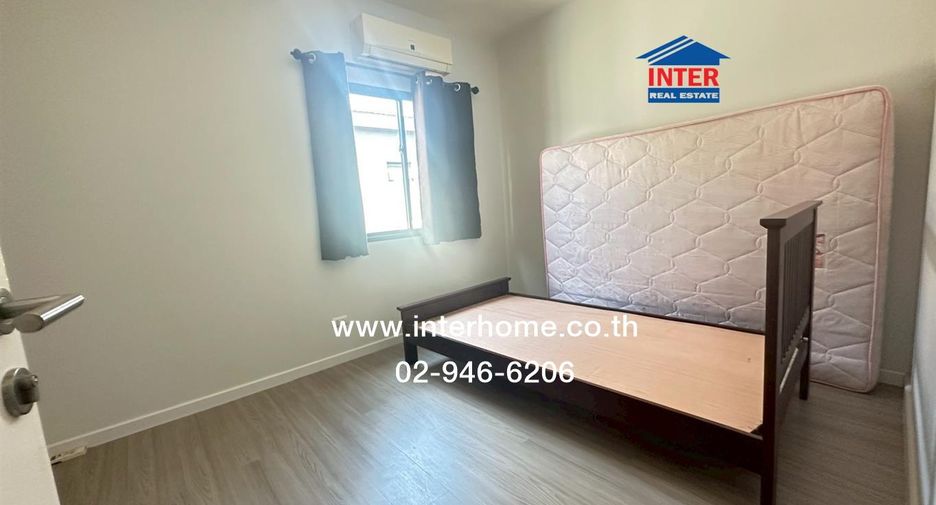 For sale 3 bedrooms townhouse in Mueang Pathum Thani, Pathum Thani
