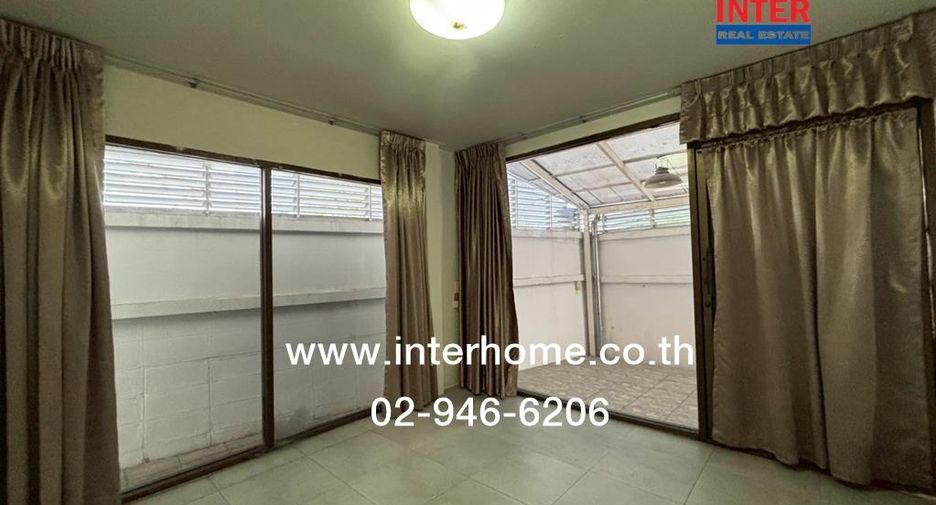 For sale 3 bedrooms house in Lak Si, Bangkok