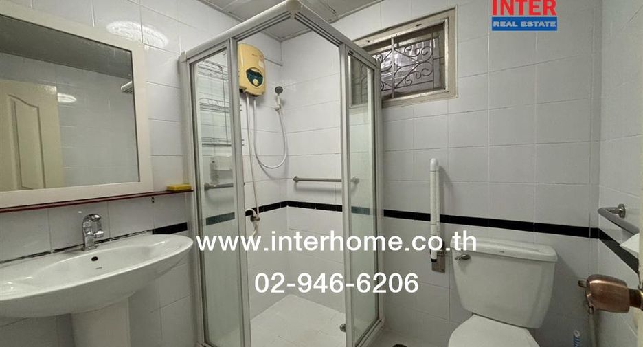 For sale 3 bedrooms house in Lak Si, Bangkok