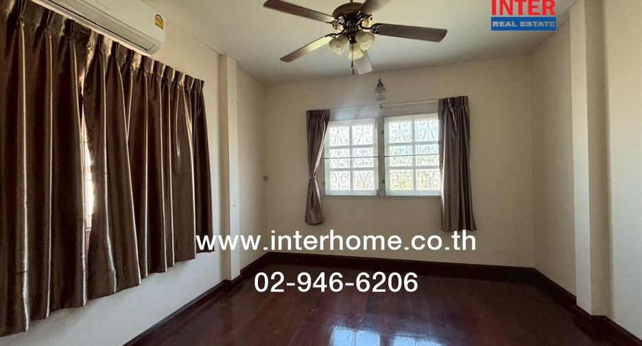 For sale 3 bedrooms house in Lak Si, Bangkok