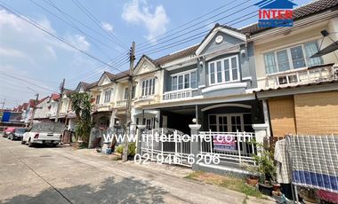 For sale 3 ベッドルーム townhouse in Khlong Sam Wa, Bangkok