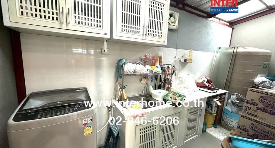 For sale 3 bedrooms townhouse in Bang Phli, Samut Prakan