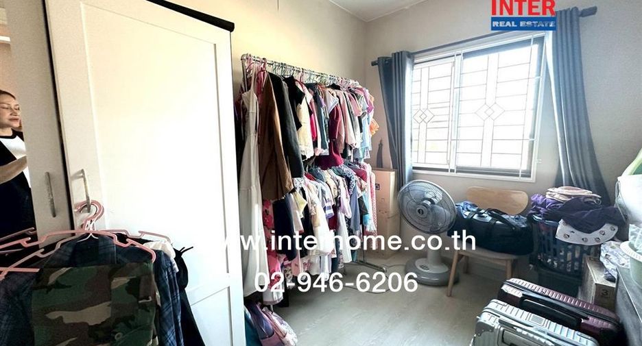 For sale 3 bedrooms townhouse in Bang Phli, Samut Prakan