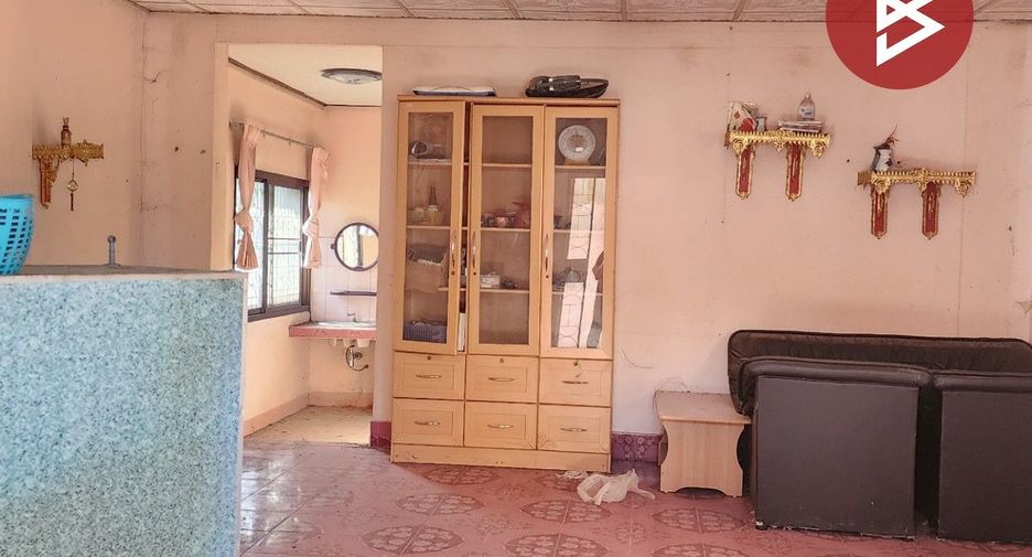 For sale studio house in Taphan Hin, Phichit