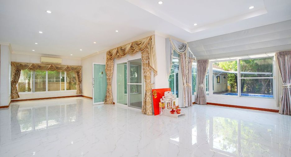 For sale 5 bedrooms house in Bang Kruai, Nonthaburi