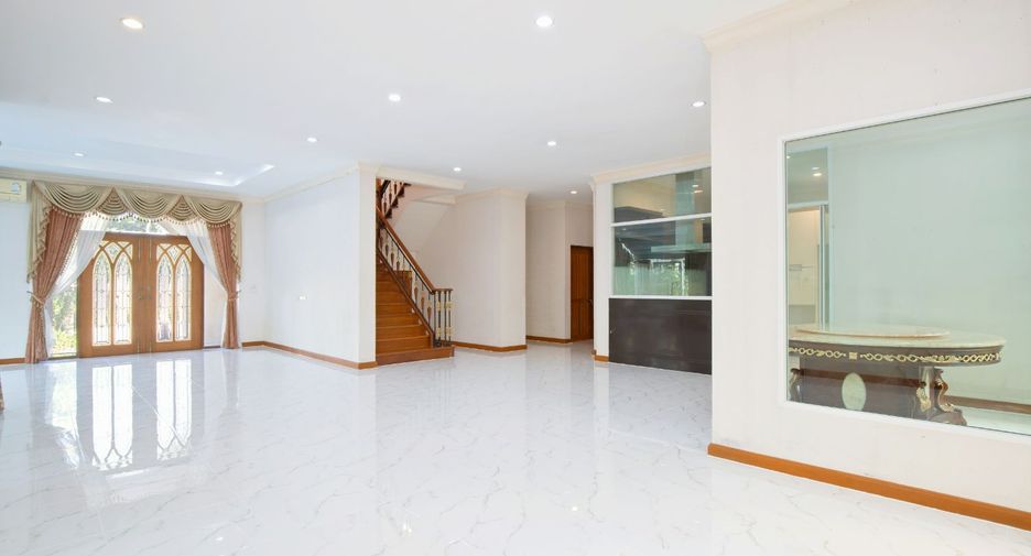 For sale 5 bedrooms house in Bang Kruai, Nonthaburi