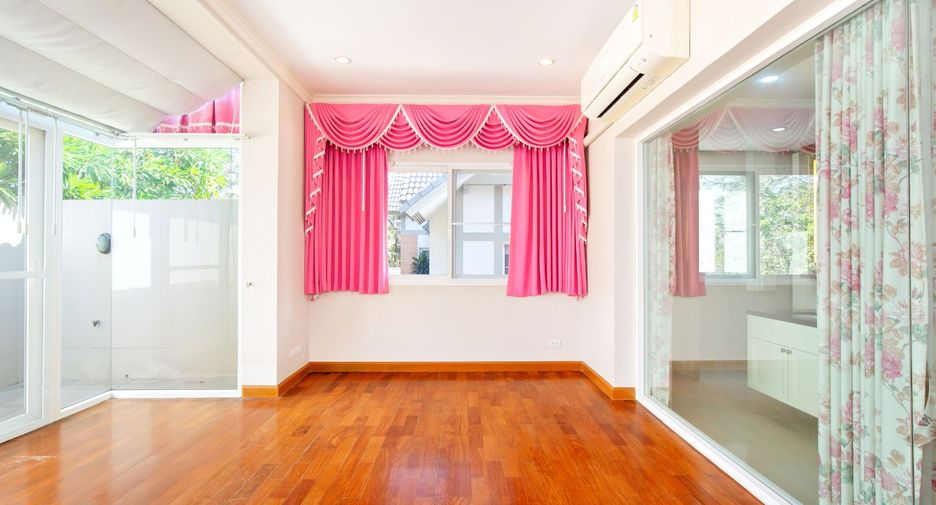 For sale 5 bedrooms house in Bang Kruai, Nonthaburi