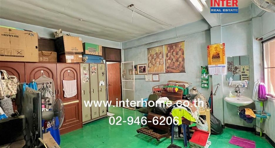 For rent and for sale 2 bedrooms retail Space in Bang Kho Laem, Bangkok