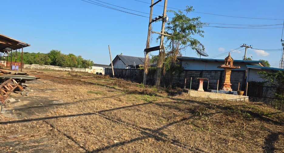 For sale warehouse in Mueang Uttaradit, Uttaradit
