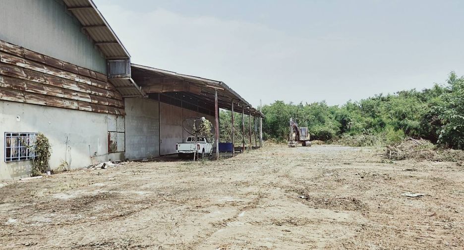 For sale warehouse in Mueang Uttaradit, Uttaradit