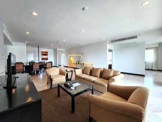 À louer 3 chambres appartement avec services à Sathon, Bangkok