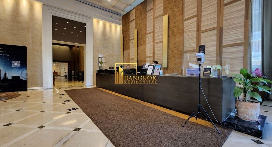 À louer 3 chambres appartement avec services à Sathon, Bangkok