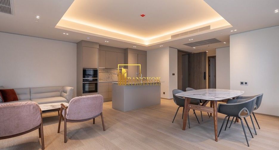 For rent 2 bedrooms condo in Pathum Wan, Bangkok