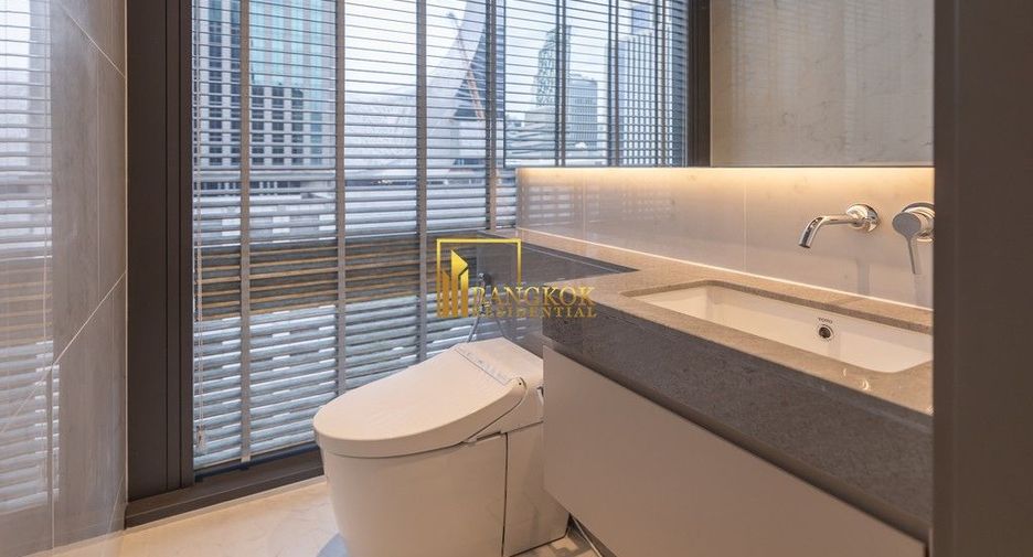 For rent 2 bedrooms condo in Pathum Wan, Bangkok